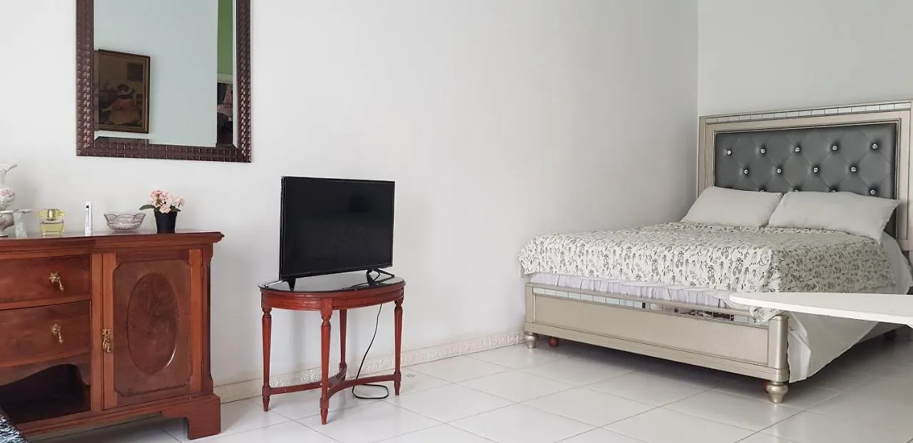 Little Savoy Guest House New Runaway Bay Jamajka