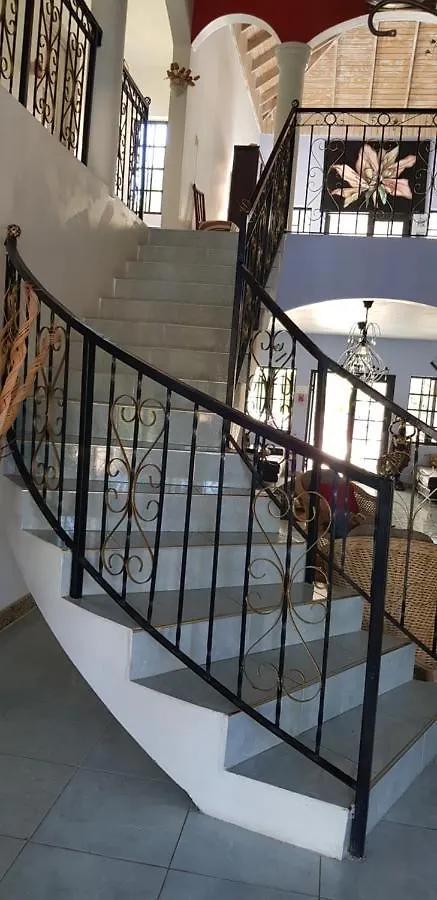 Little Savoy Guest House New Runaway Bay Appartement